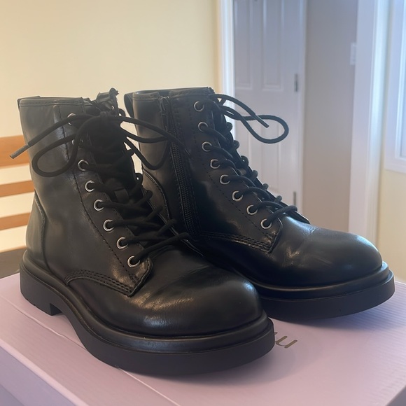 Madden Girl Paloma Bootie - Picture 3 of 8